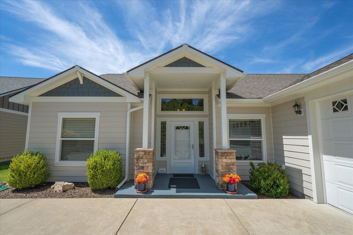 Liberty Lake, Washington, 99019, United States, 4 Bedrooms Bedrooms, ,2 BathroomsBathrooms,Residential,For Sale,1856112