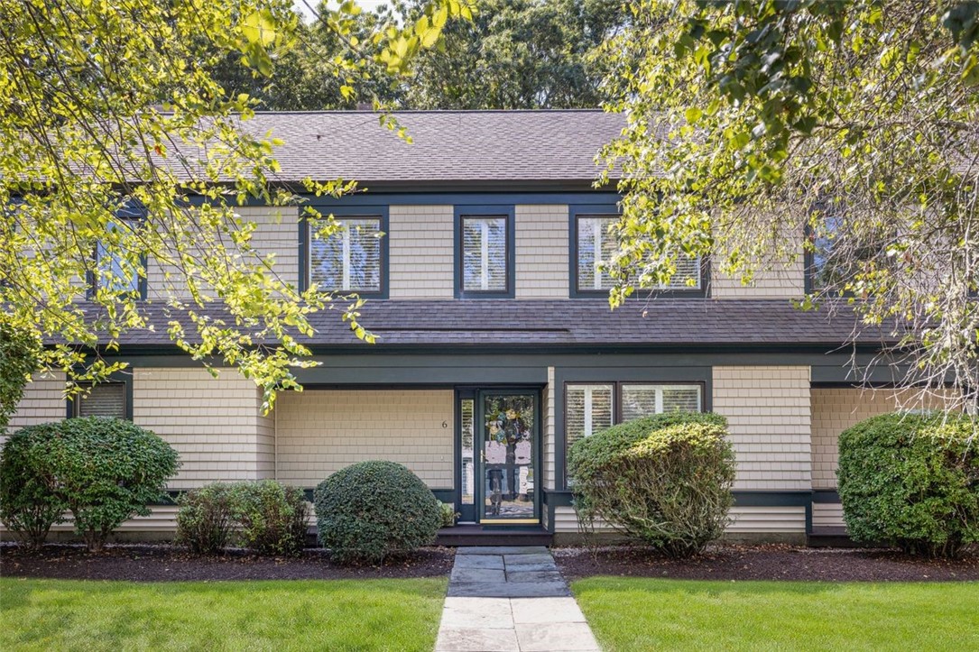 Narragansett, Rhode Island, 02882, United States, 2 Bedrooms Bedrooms, ,3 BathroomsBathrooms,Residential,For Sale,1950851