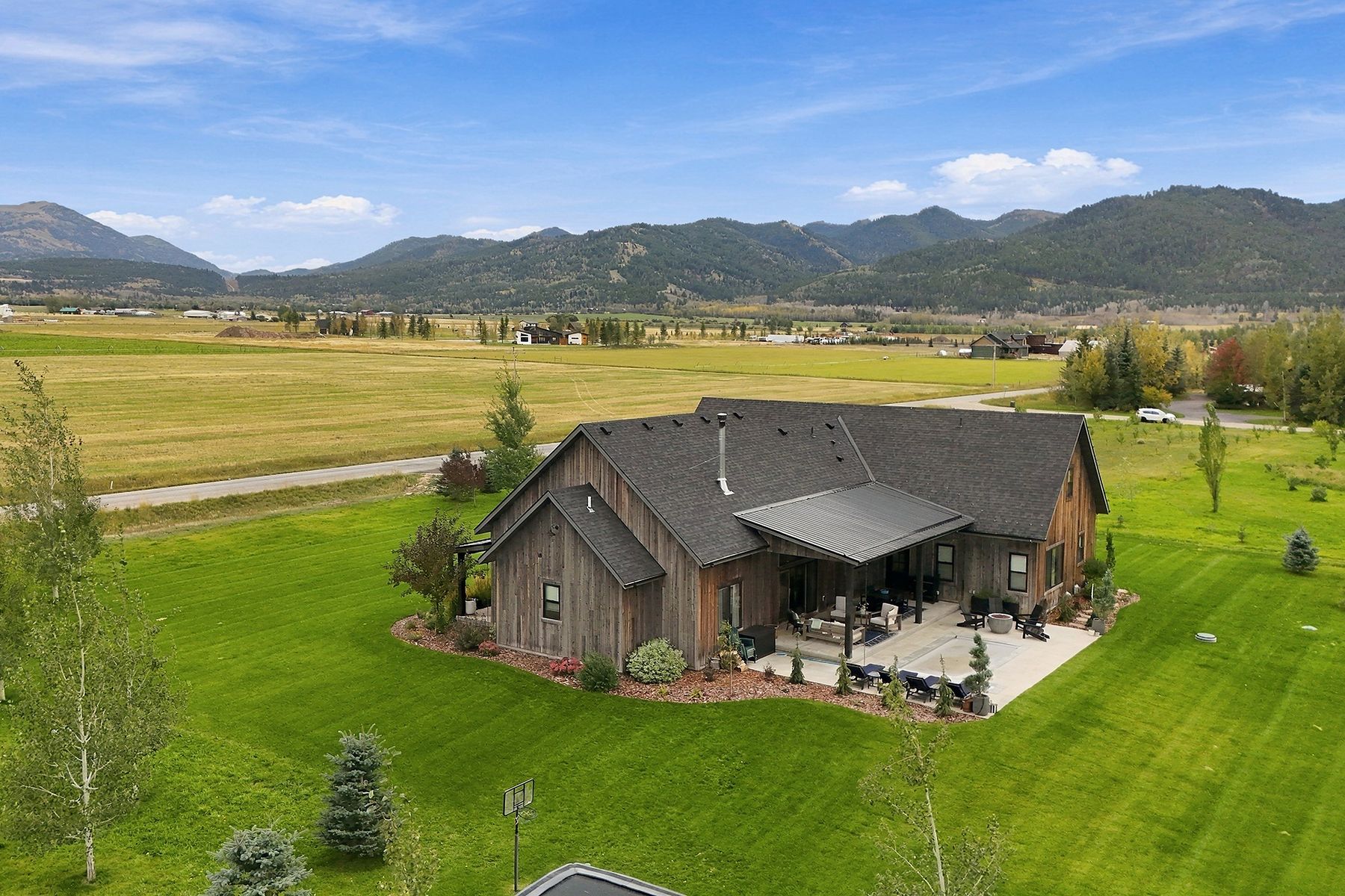  Turnkey Mountain Retreat - 物件實景