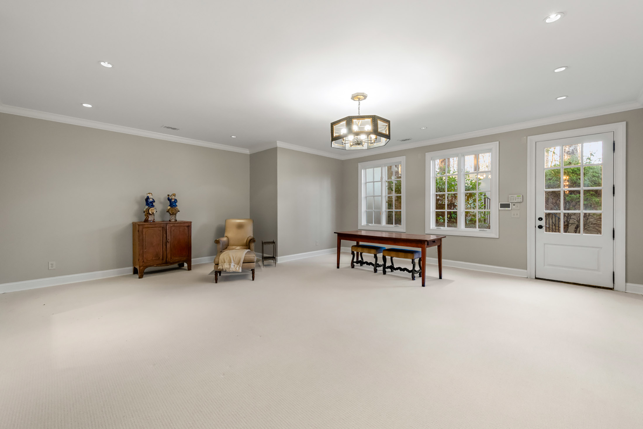  Magnificent Buckhead Home on 2.2+/- Acres with Pool and Pool House - 物件實景