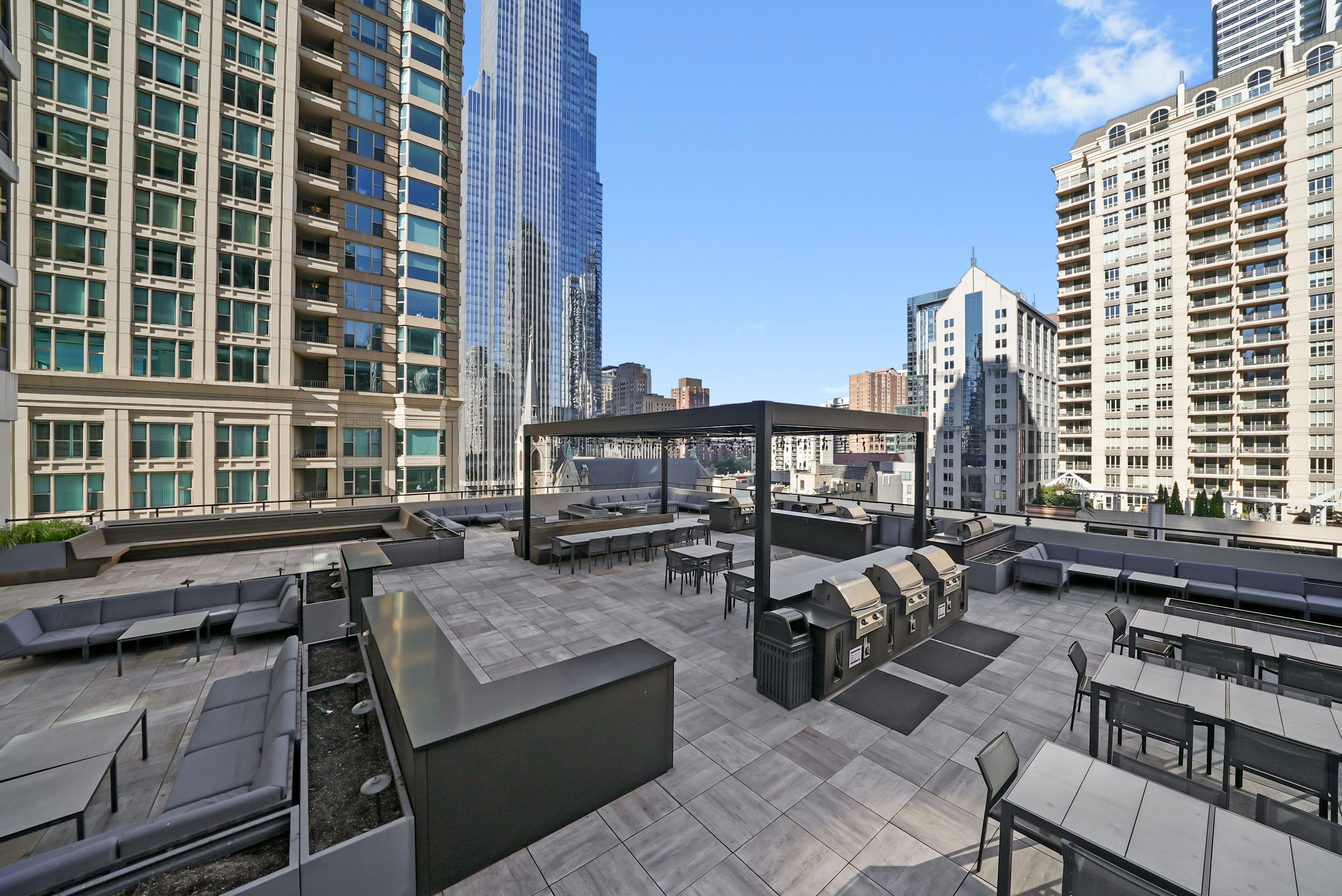 Spacious and Bright Perfectly Located in River North - 物件實景