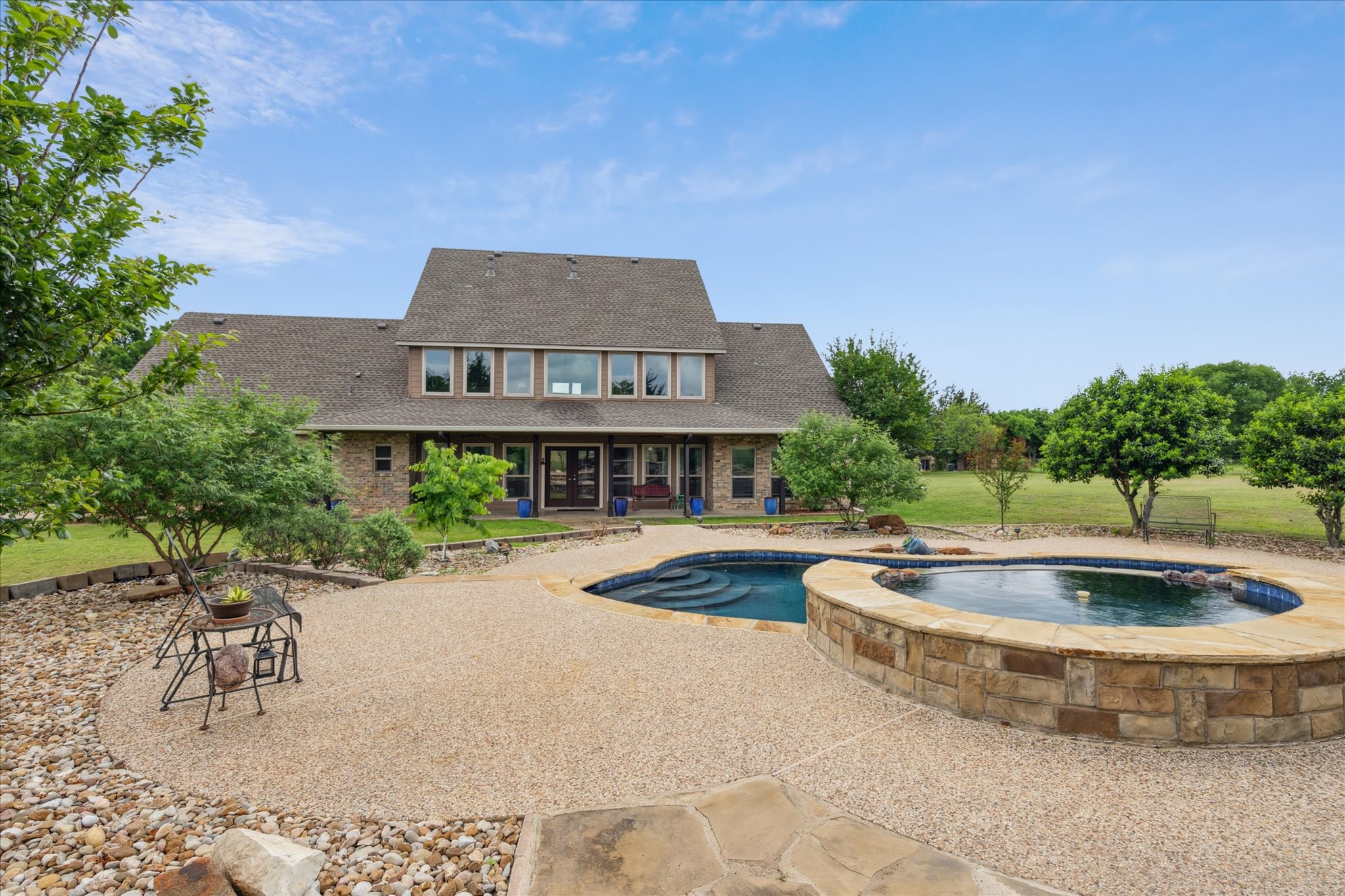 Midlothian, Texas, 76065, United States, 3 Bedrooms Bedrooms, ,4 BathroomsBathrooms,Residential,For Sale,1793428