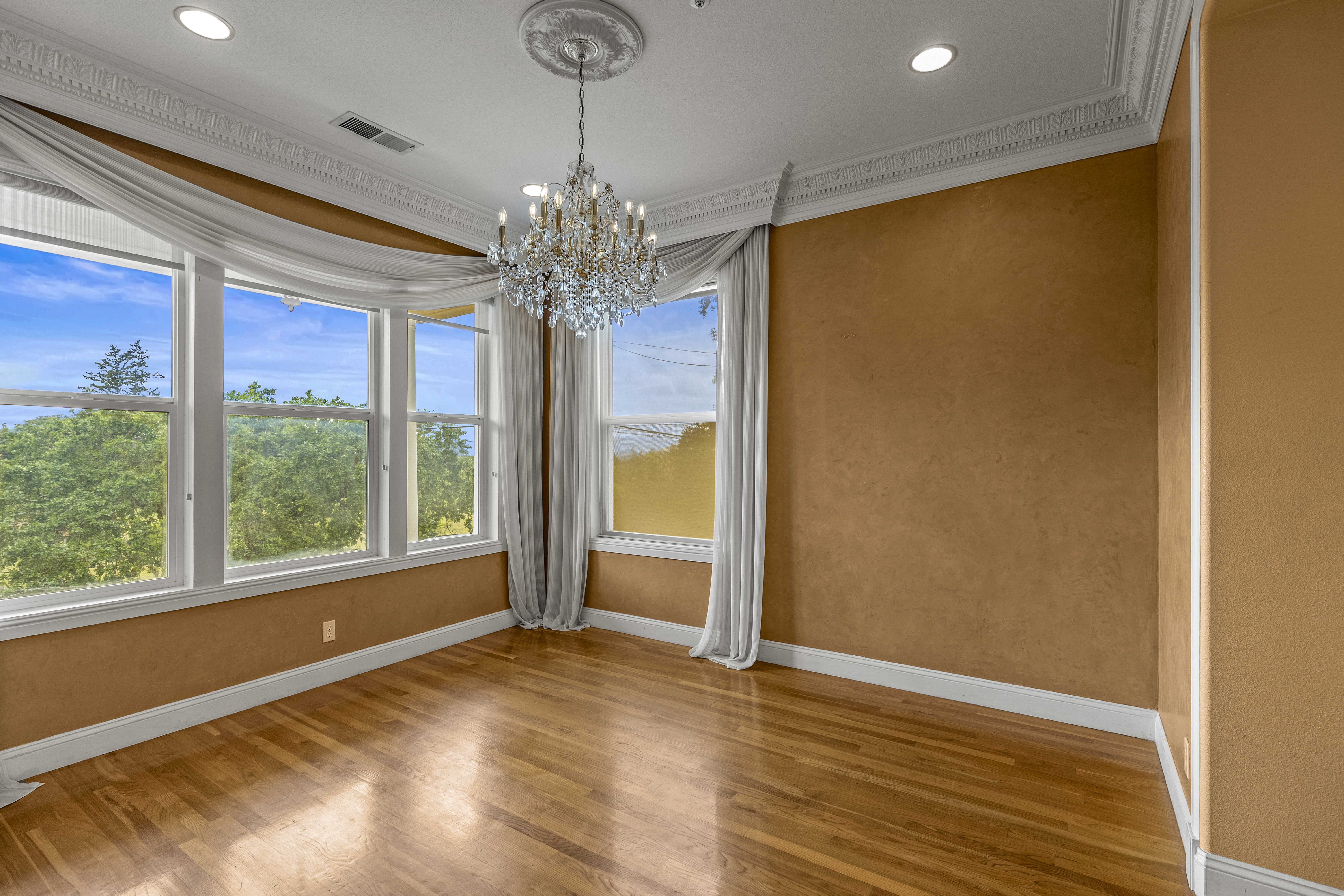  382 Lakeview Avenue Napa CA 94559 - 物件實景