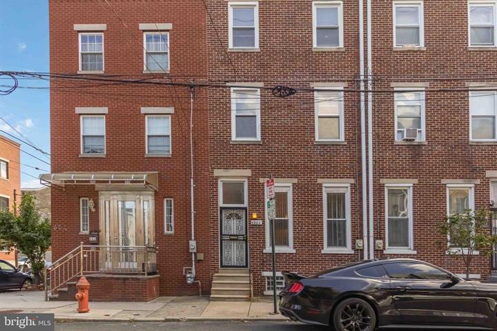 Philadelphia, Pennsylvania, 19123, United States, 4 Bedrooms Bedrooms, ,3 BathroomsBathrooms,Residential,For Sale,1944903