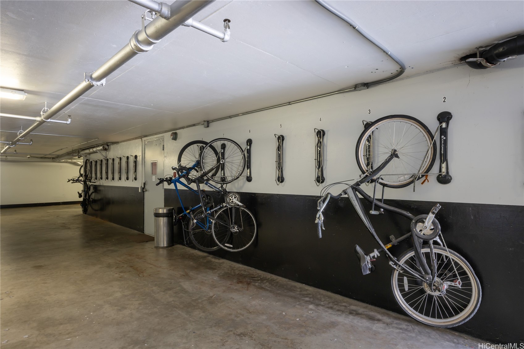 Honolulu, Hawaii, 96815, United States, 1 Bedroom Bedrooms, ,2 BathroomsBathrooms,Residential,For Sale,1847684