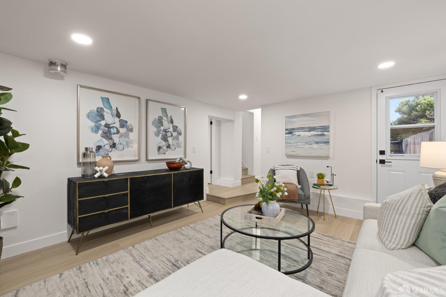 San Francisco, California, 94122, United States, 4 Bedrooms Bedrooms, ,2 BathroomsBathrooms,Residential,For Sale,1987685