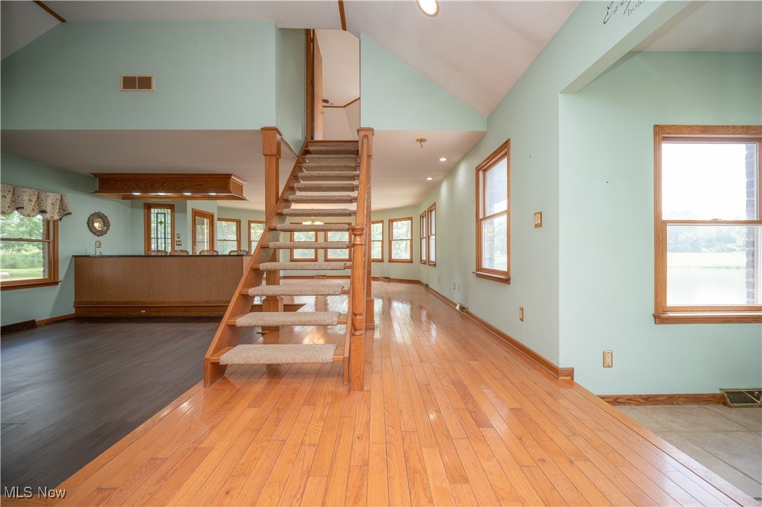 Diamond, Ohio, 44412, United States, 5 Bedrooms Bedrooms, ,5 BathroomsBathrooms,Residential,For Sale,1983781