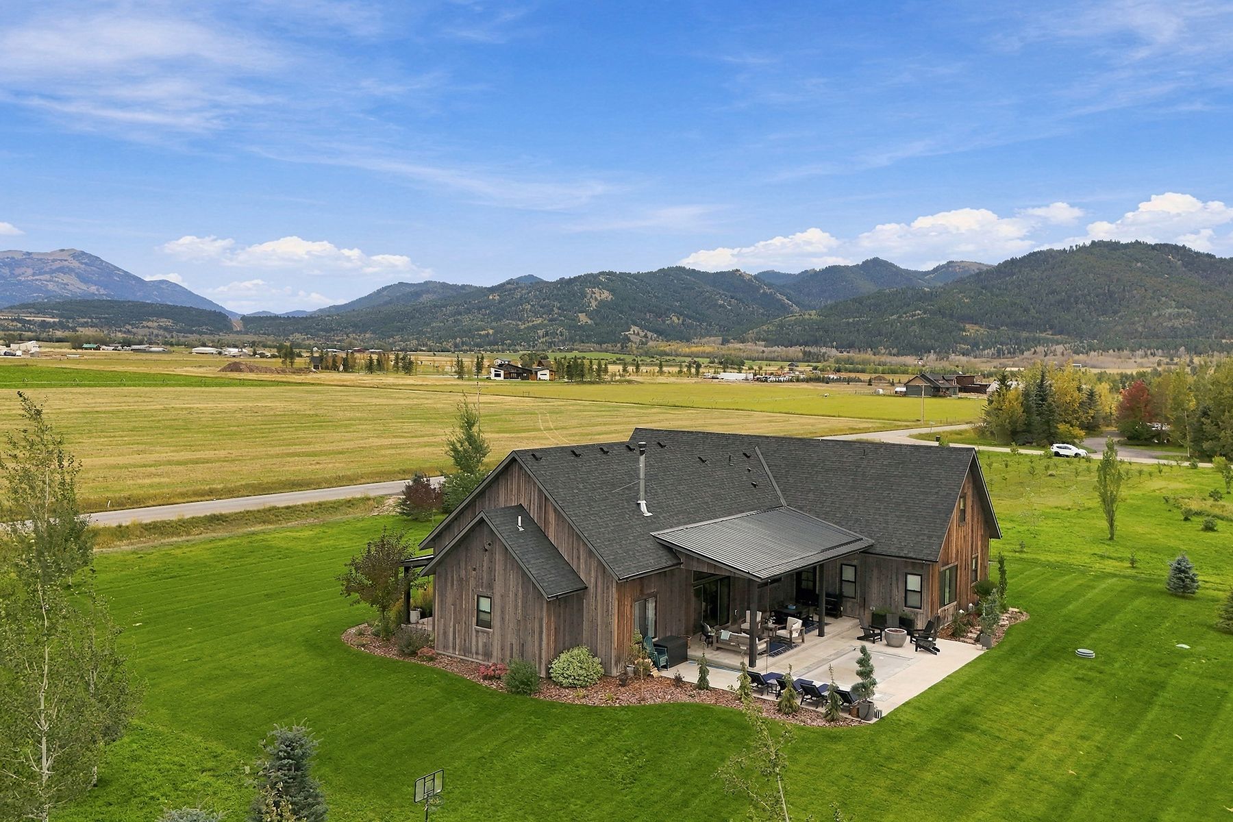  Turnkey Mountain Retreat - 物件實景