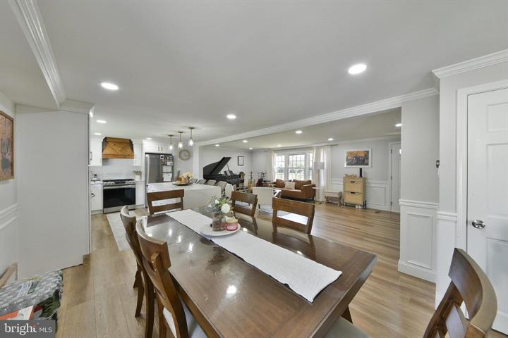 Cinnaminson, New Jersey, 08077, United States, 4 Bedrooms Bedrooms, ,4 BathroomsBathrooms,Residential,For Sale,1973865