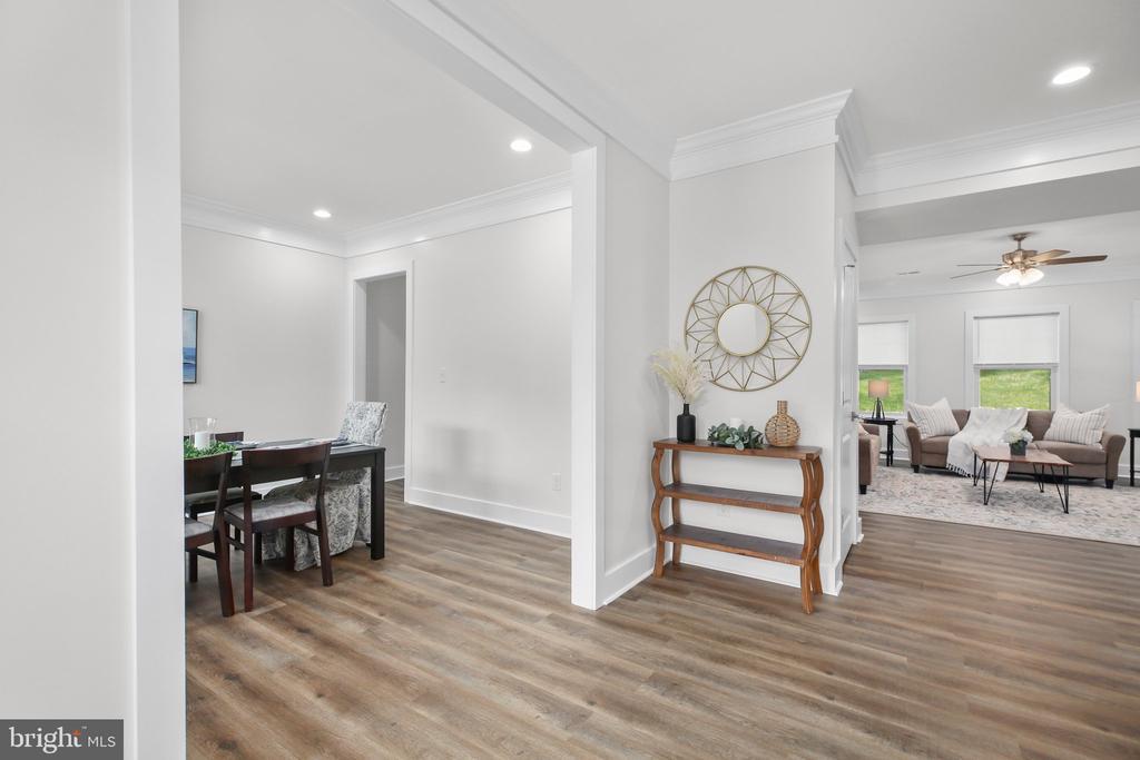 Fredericksburg, Virginia, 22408, United States, 4 Bedrooms Bedrooms, ,4 BathroomsBathrooms,Residential,For Sale,1737760