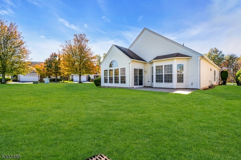 Franklin Twp., New Jersey, 08873, United States, 2 Bedrooms Bedrooms, ,2 BathroomsBathrooms,Residential,For Sale,2002075