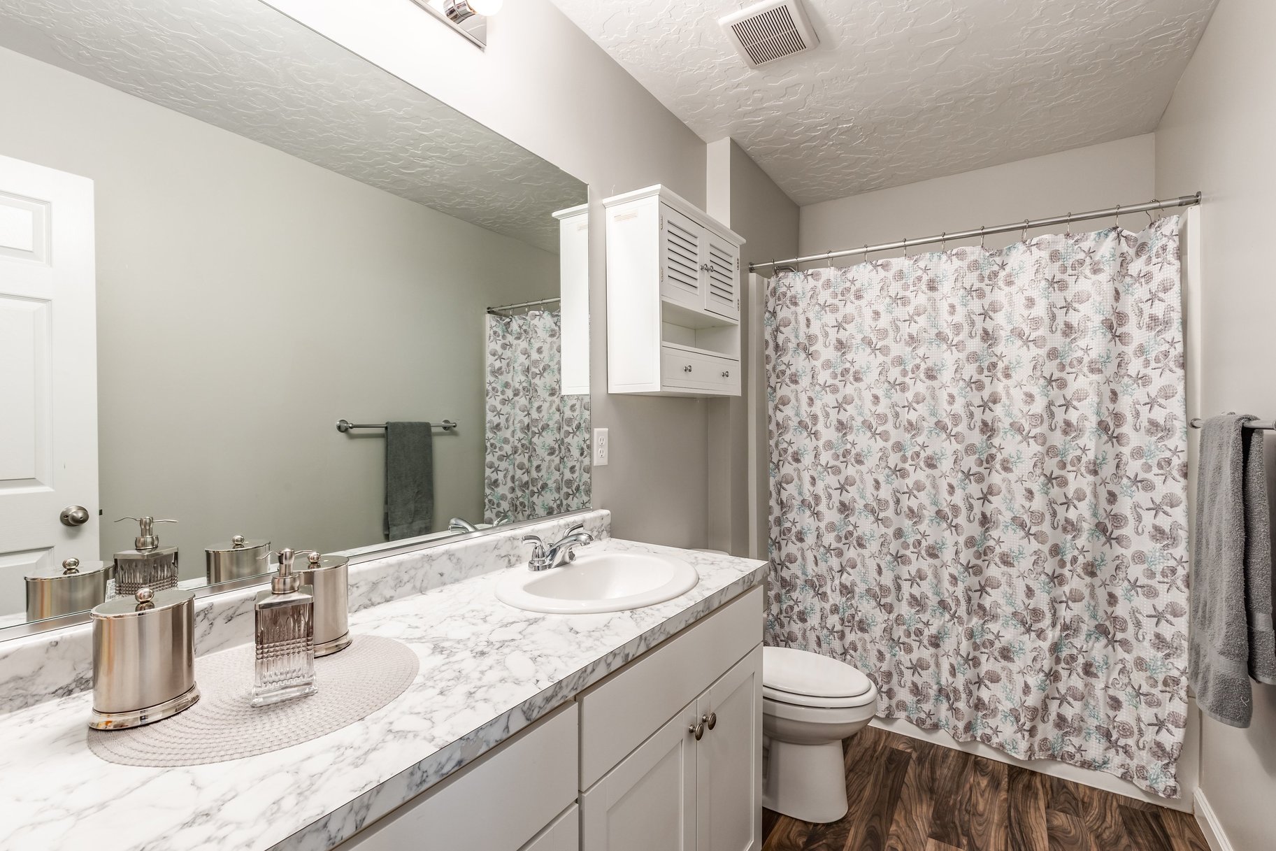  Spacious 4-Bed Herriman Home with Rentable Basement ADU - 物件實景