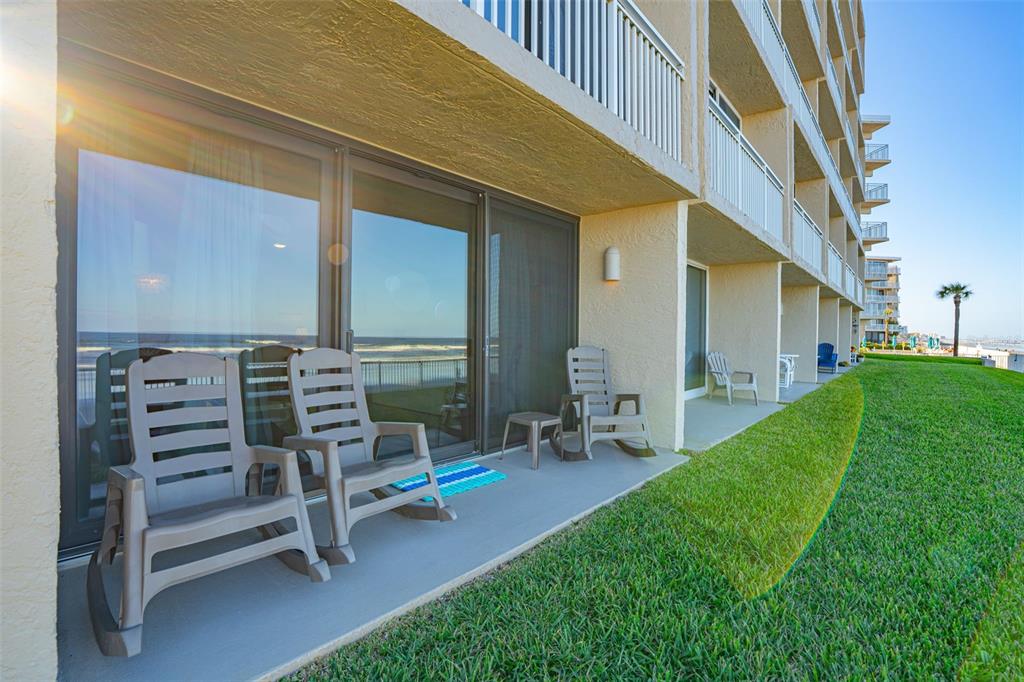 New Smyrna Beach, Florida, 32169, United States, 2 Bedrooms Bedrooms, ,3 BathroomsBathrooms,Residential,For Sale,1987395