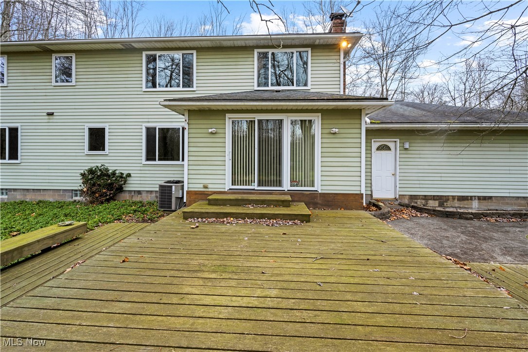 Novelty, Ohio, 44072, United States, 4 Bedrooms Bedrooms, ,3 BathroomsBathrooms,Residential,For Sale,1997729