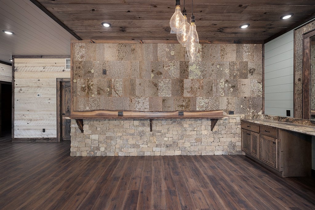 Blue Ridge, Georgia, 30513, United States, 4 Bedrooms Bedrooms, ,4 BathroomsBathrooms,Residential,For Sale,1804354