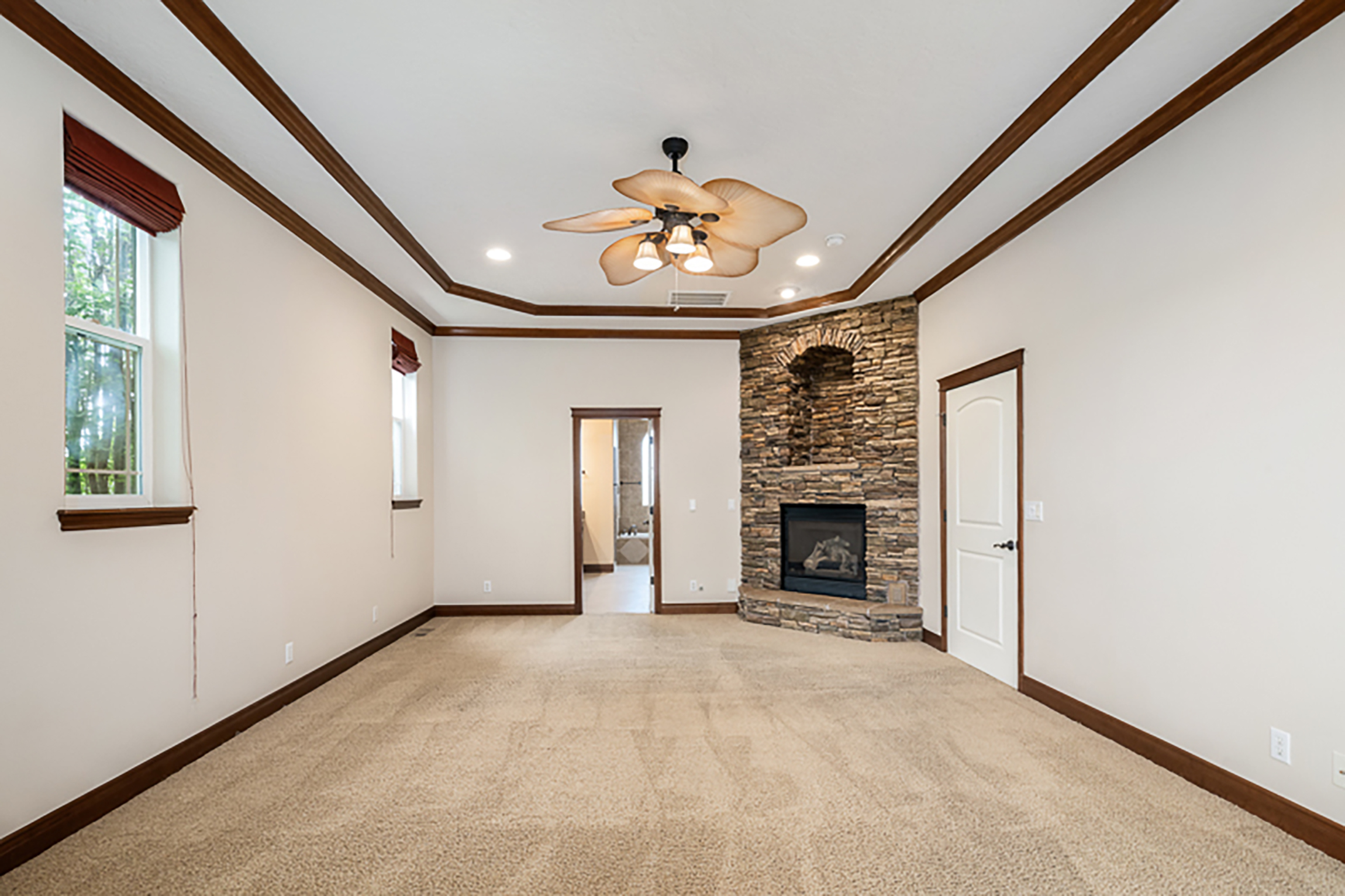  Canyon Lakes Highly Upgraded 1 Story Home - 物件實景