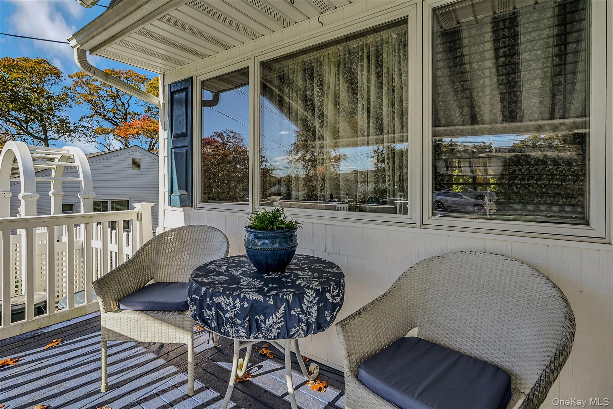 Selden, New York, 11784, United States, 3 Bedrooms Bedrooms, ,2 BathroomsBathrooms,Residential,For Sale,1988093