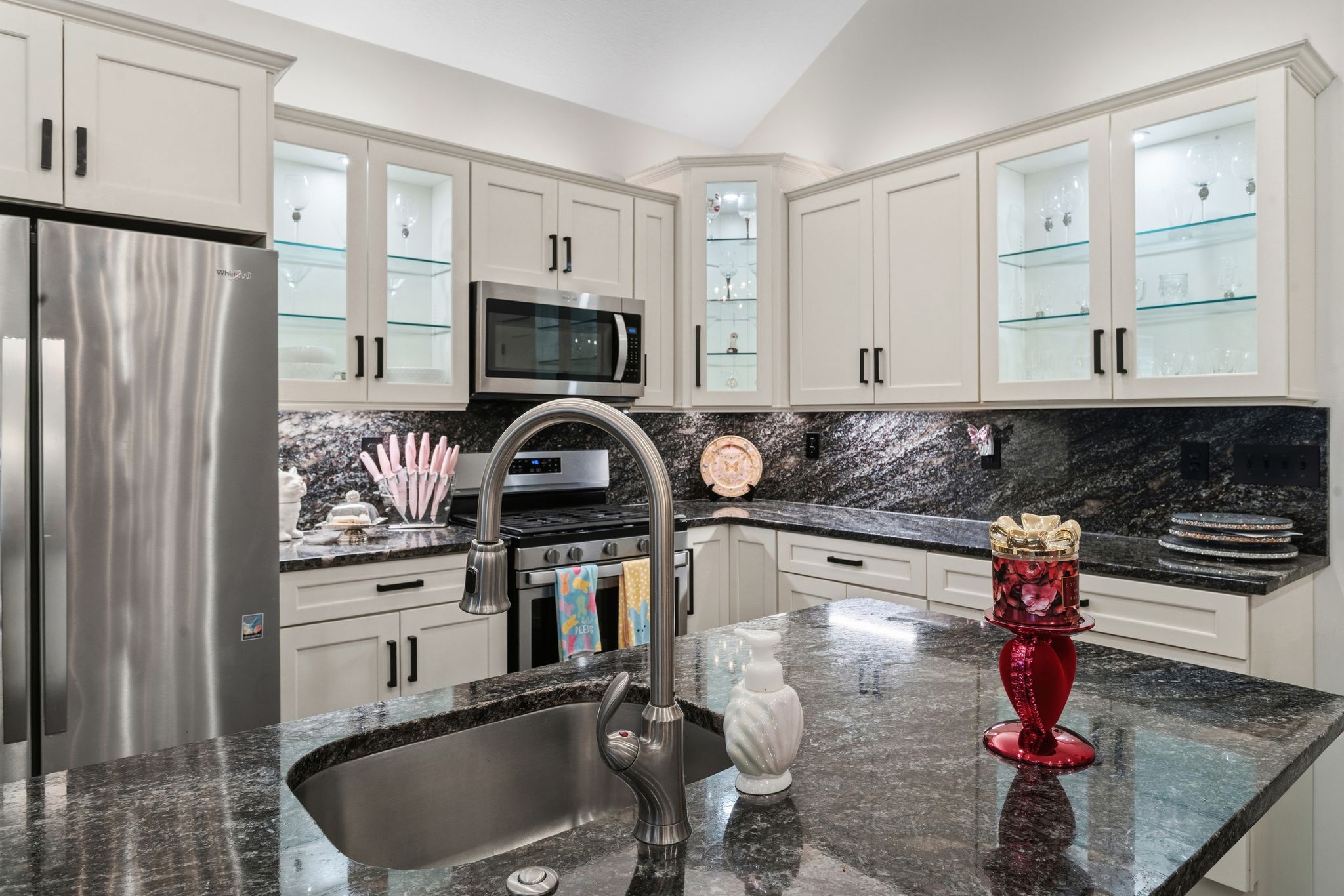  113 Hemingway Lane, Coraopolis, PA 15108 - 物件實景