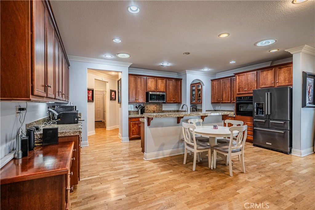 LAKE ELSINORE, California, 92530, United States, 5 Bedrooms Bedrooms, ,3 BathroomsBathrooms,Residential,For Sale,1828180