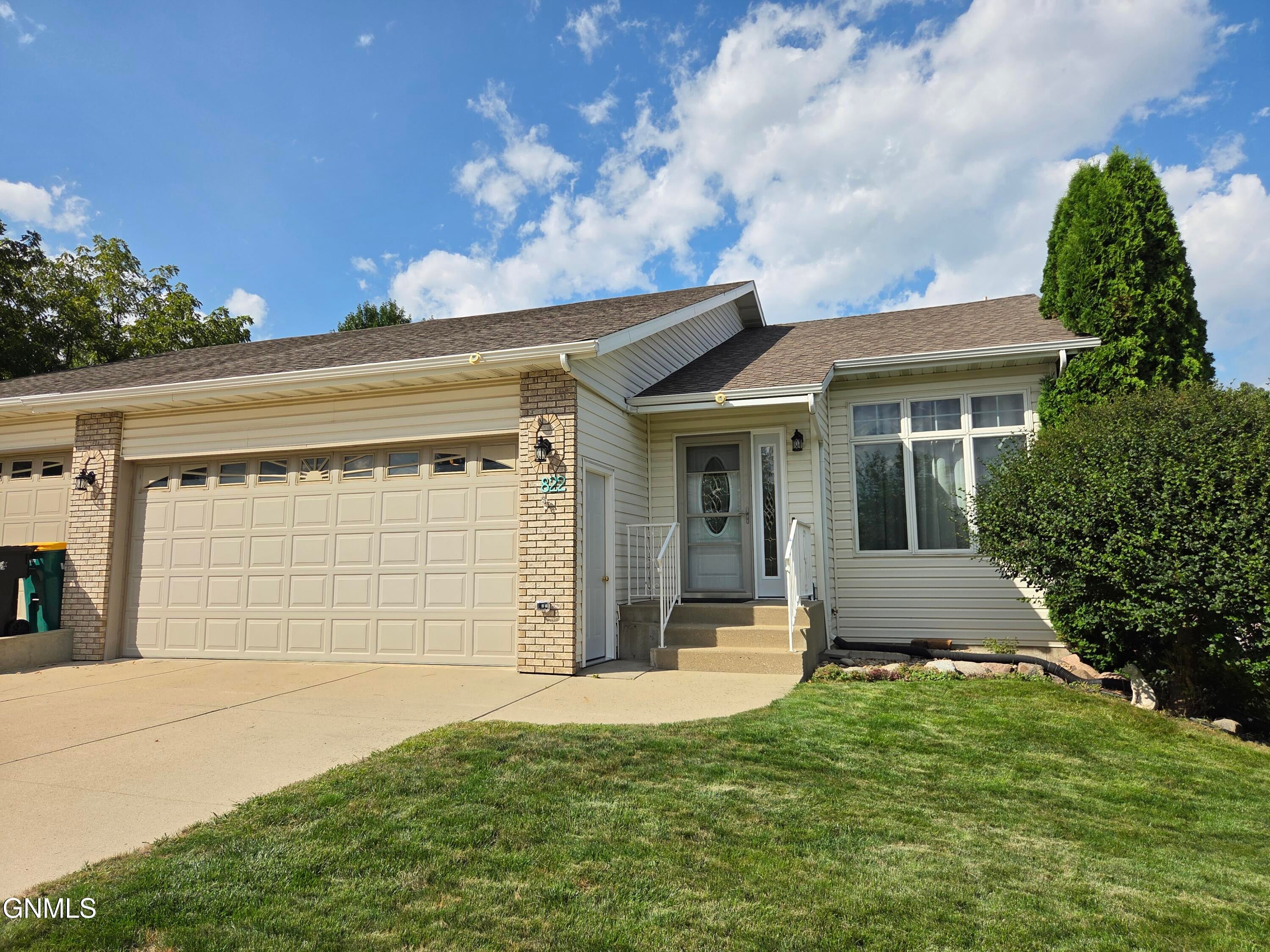 Interstate Ave, Bismarck, ND 58503