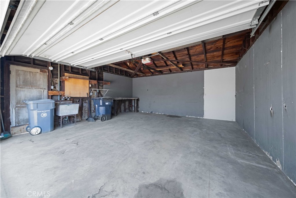 Baldwin Park, California, 91706, United States, 2 Bedrooms Bedrooms, ,1 BathroomBathrooms,Residential,For Sale,1940900
