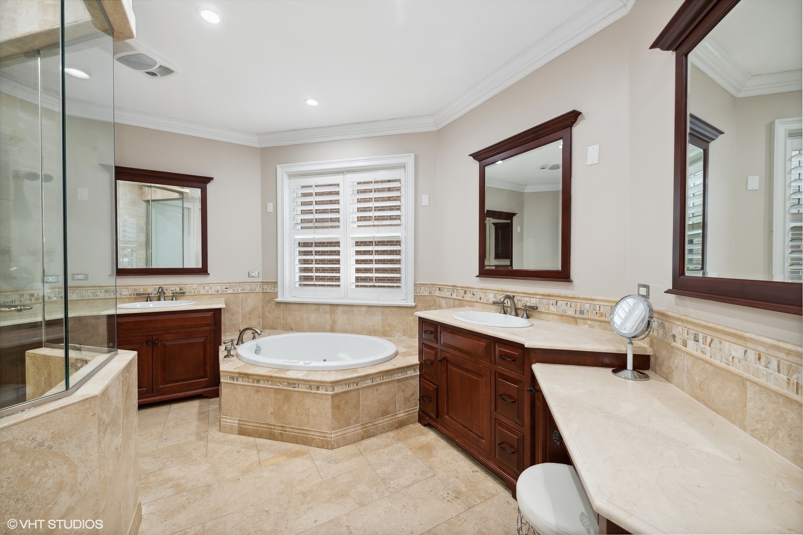 1515 N North Park Avenue, Chicago, Illinois, 60610, United States, 7 Bedrooms Bedrooms, ,6 BathroomsBathrooms,Residential,For Sale,1515 N North Park Avenue,1247727