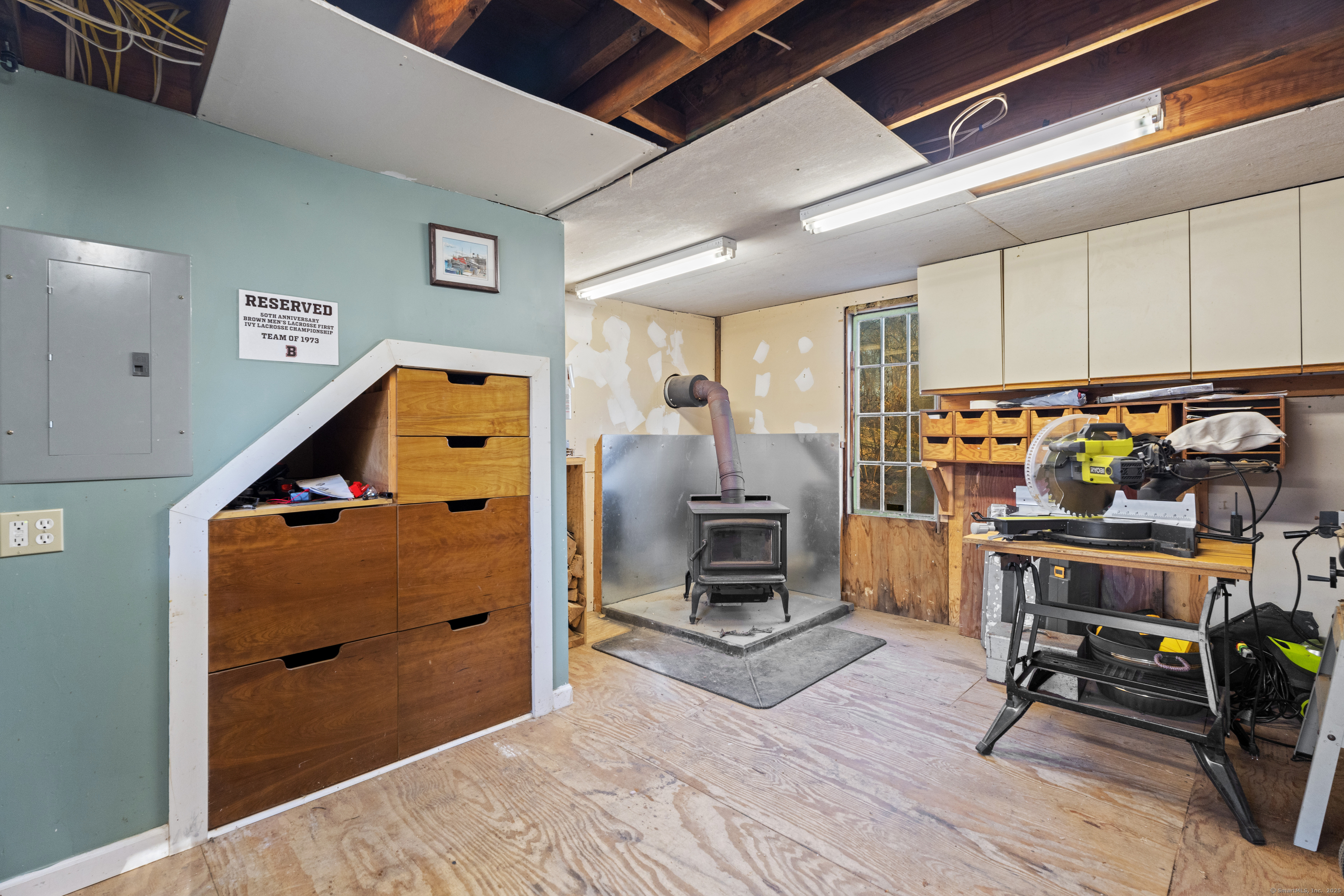 East Haddam, Connecticut, 06423, United States, 3 Bedrooms Bedrooms, ,2 BathroomsBathrooms,Residential,For Sale,1840109