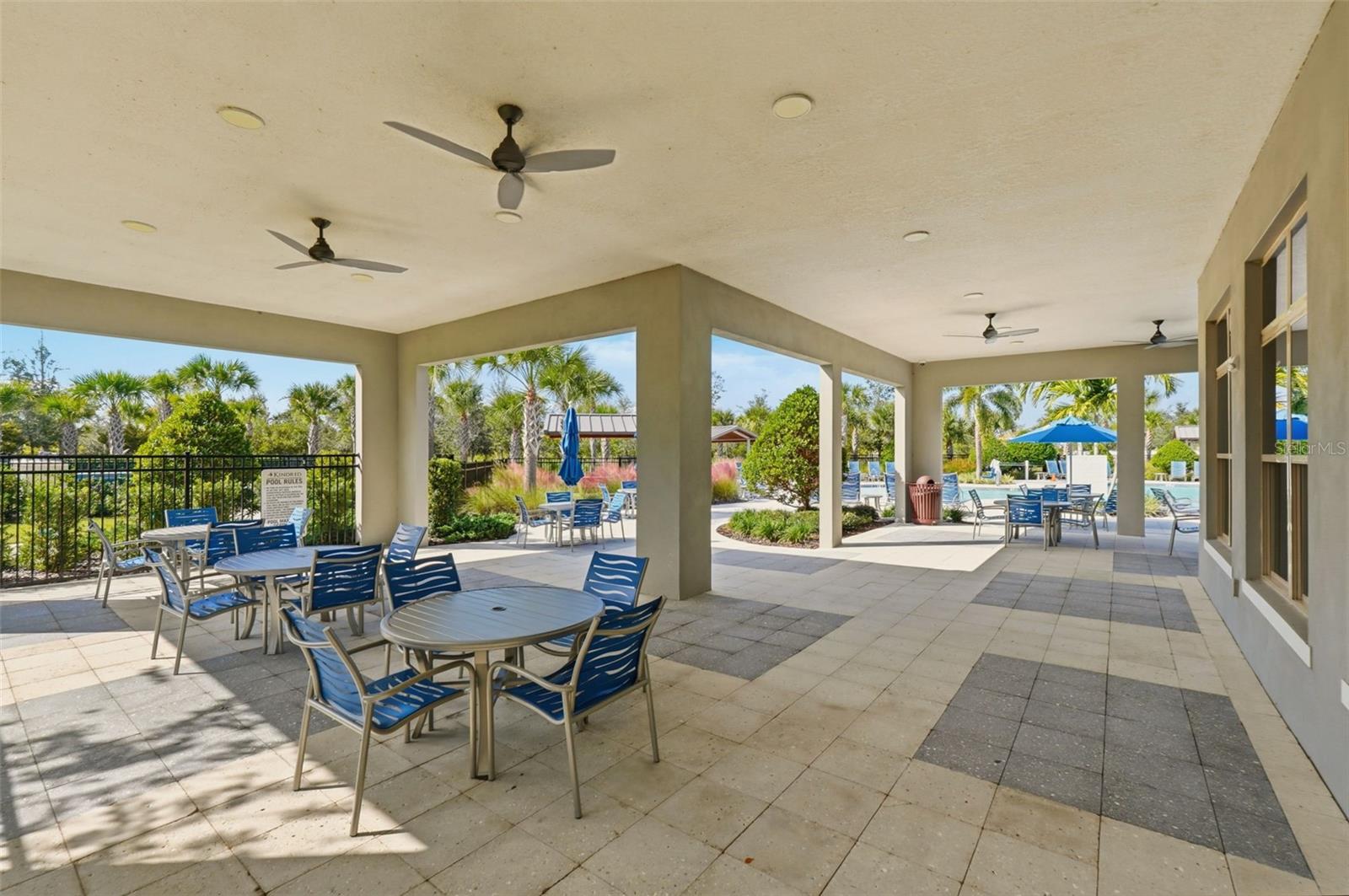 KISSIMMEE, Florida, 34744, United States, 4 Bedrooms Bedrooms, ,4 BathroomsBathrooms,Residential,For Sale,1986116