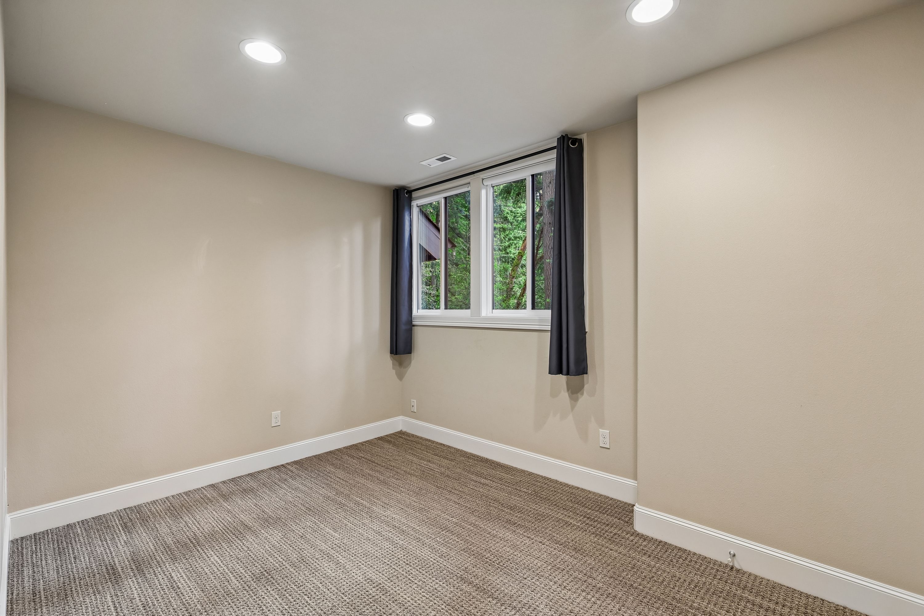  3720 131st Ave NE, Bellevue, WA 98005 - 物件實景