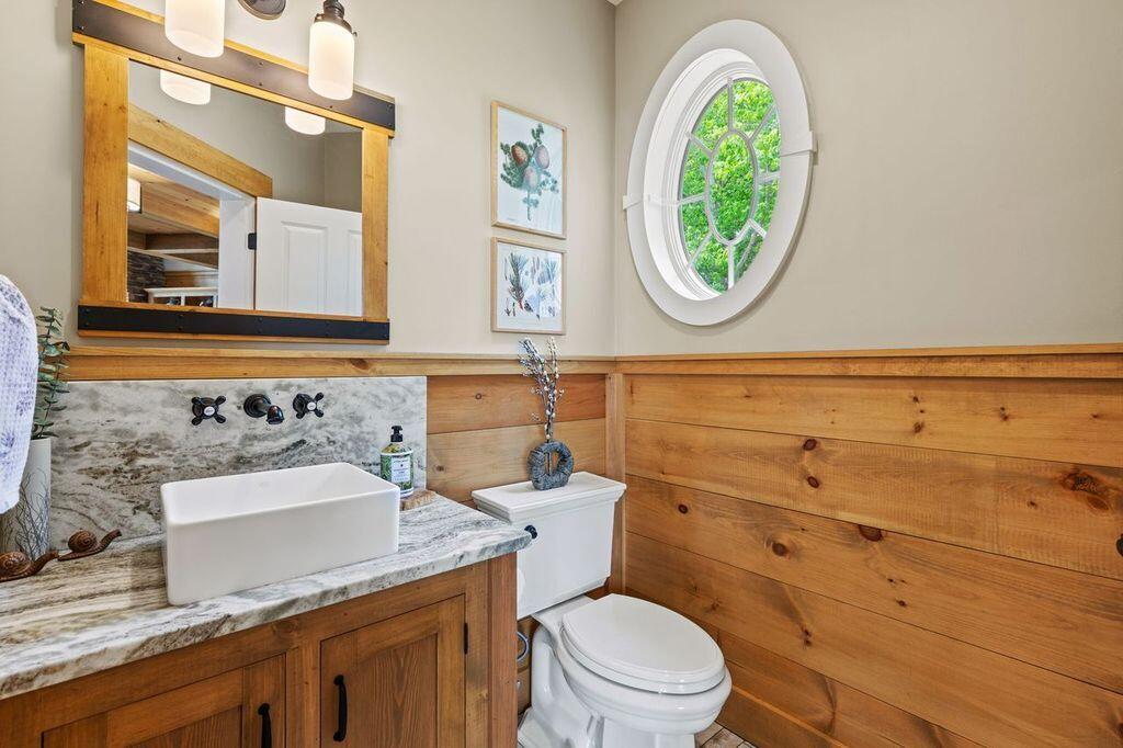9 AND 18 Sheehans Island Road, Raymond, Maine, 04071, United States, 4 Bedrooms Bedrooms, ,6 BathroomsBathrooms,Residential,For Sale,9 AND 18 Sheehans Island Road,1674613