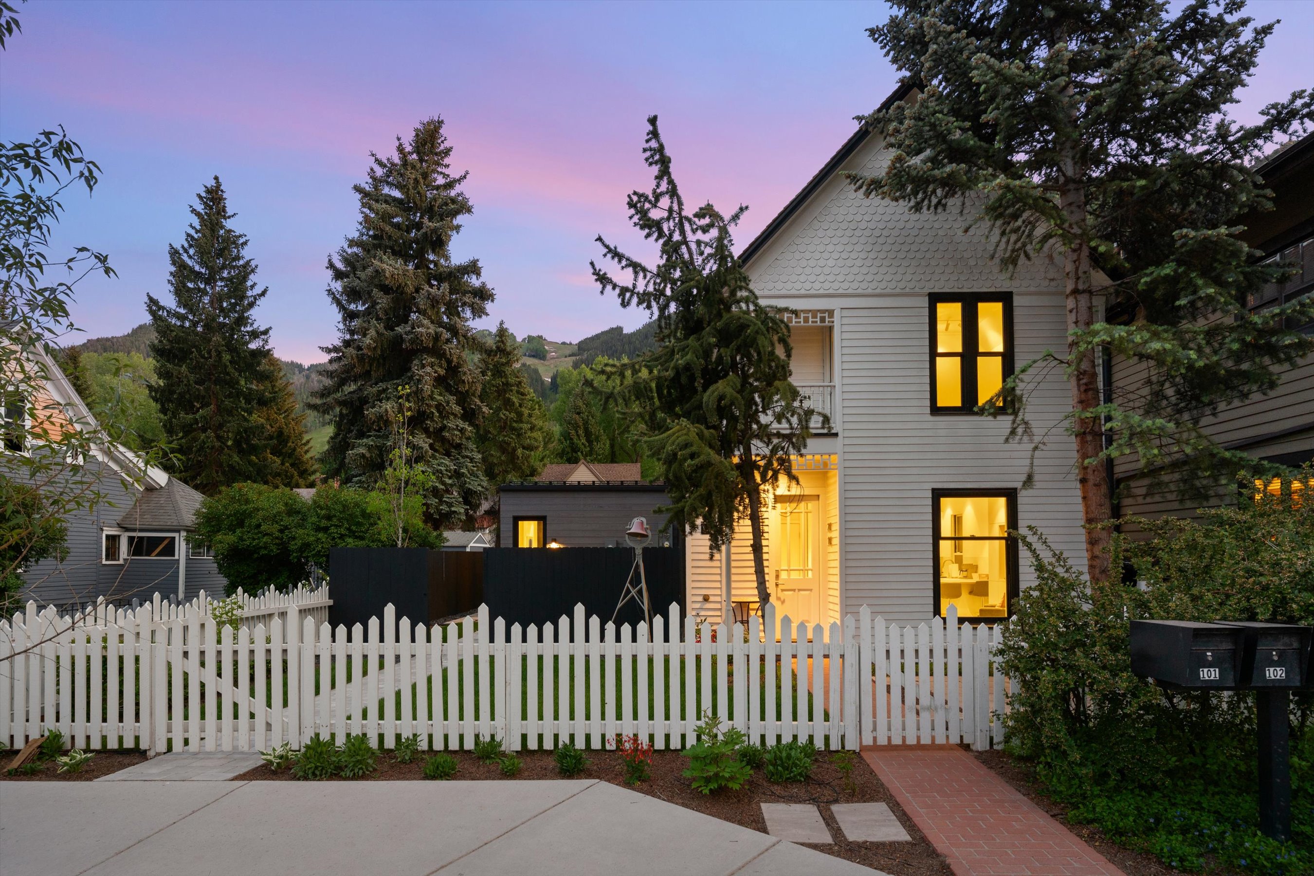  The Jewel of Aspen; an Elegant 4-Unit Lady Victorian - 物件實景