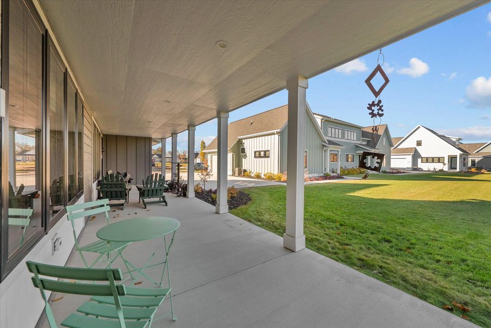 Kohler, Wisconsin, 53044, United States, 3 Bedrooms Bedrooms, ,3 BathroomsBathrooms,Residential,For Sale,1987425