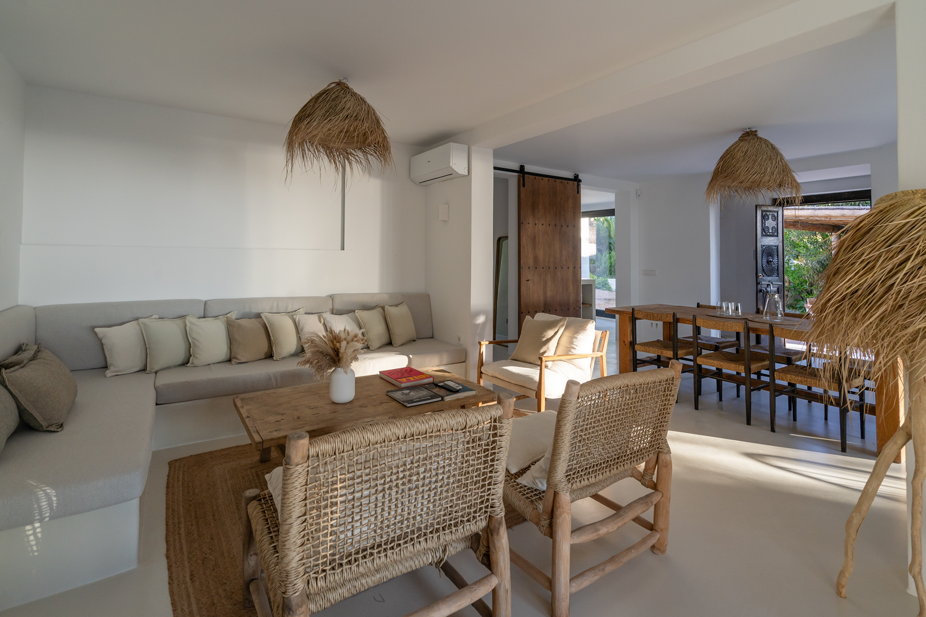  Renovated villa with sea views near Cala Conta, Ibiza - 物件實景