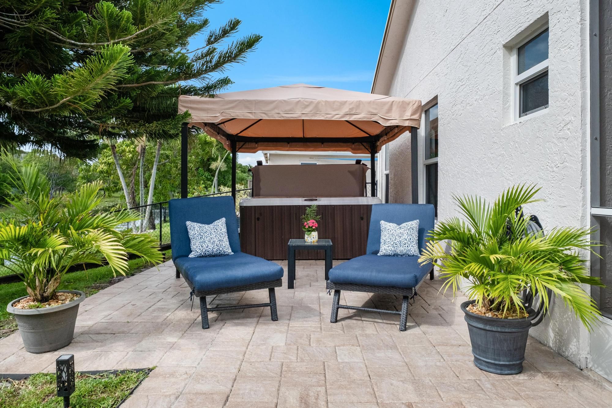  1128 Hatteras Circle, Greenacres, FL, 33413 - 物件實景