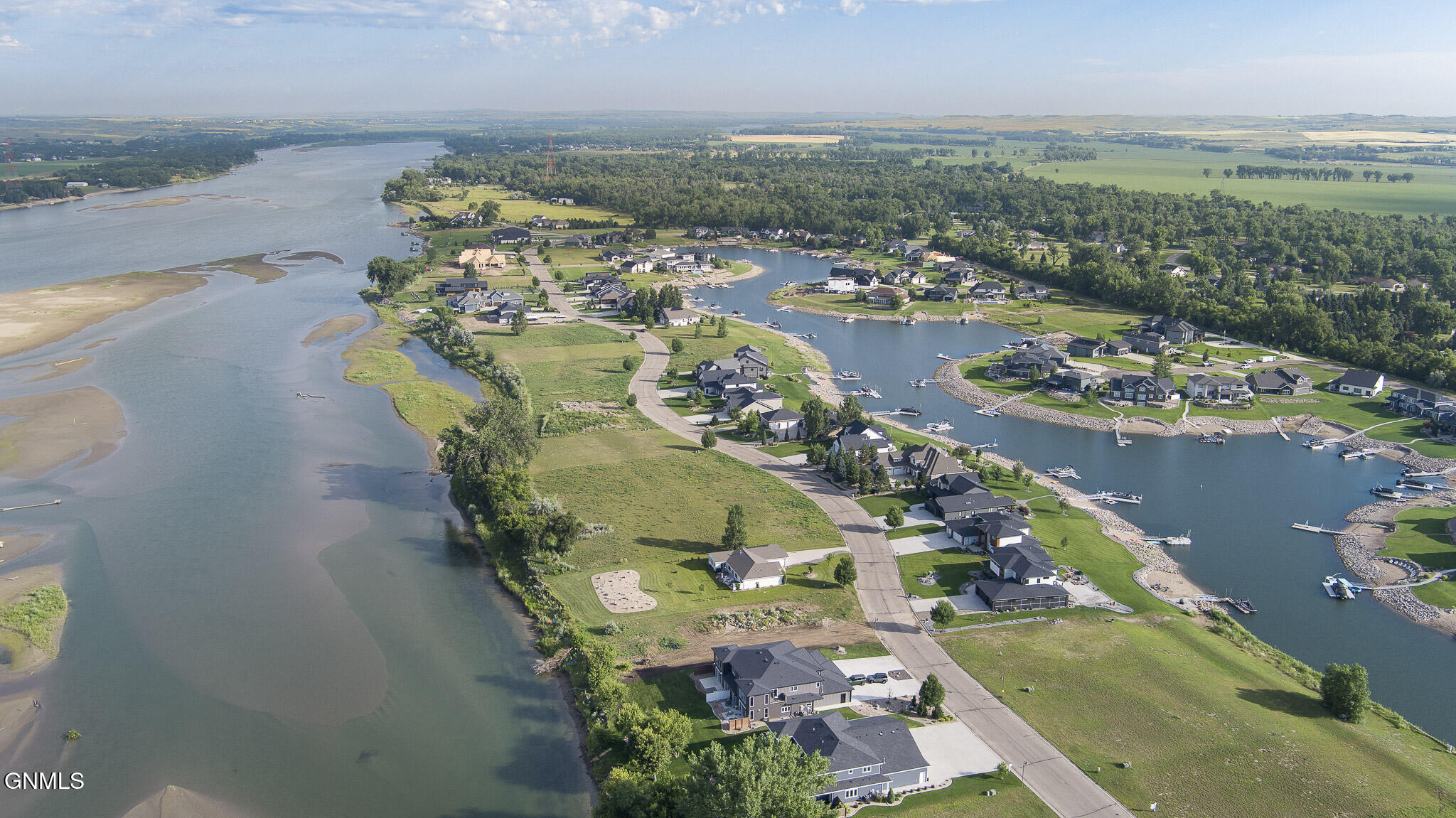 Bismarck, North Dakota, 58503, United States, 5 Bedrooms Bedrooms, ,3 BathroomsBathrooms,Residential,For Sale,1976383
