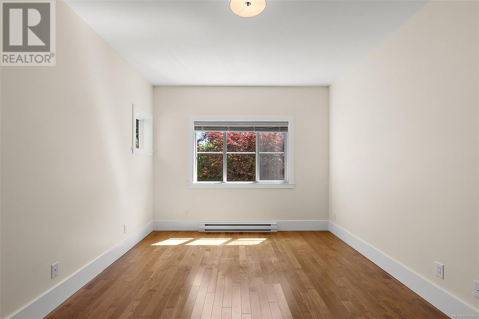 SIDNEY, British Columbia, V8L 2G4, CA, 3 Bedrooms Bedrooms, ,3 BathroomsBathrooms,Residential,For Sale,1885451