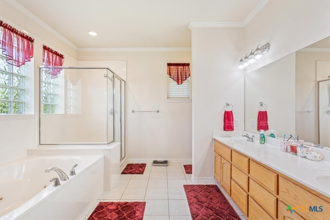 Salado, Texas, 76571, United States, 4 Bedrooms Bedrooms, ,4 BathroomsBathrooms,Residential,For Sale,1904287