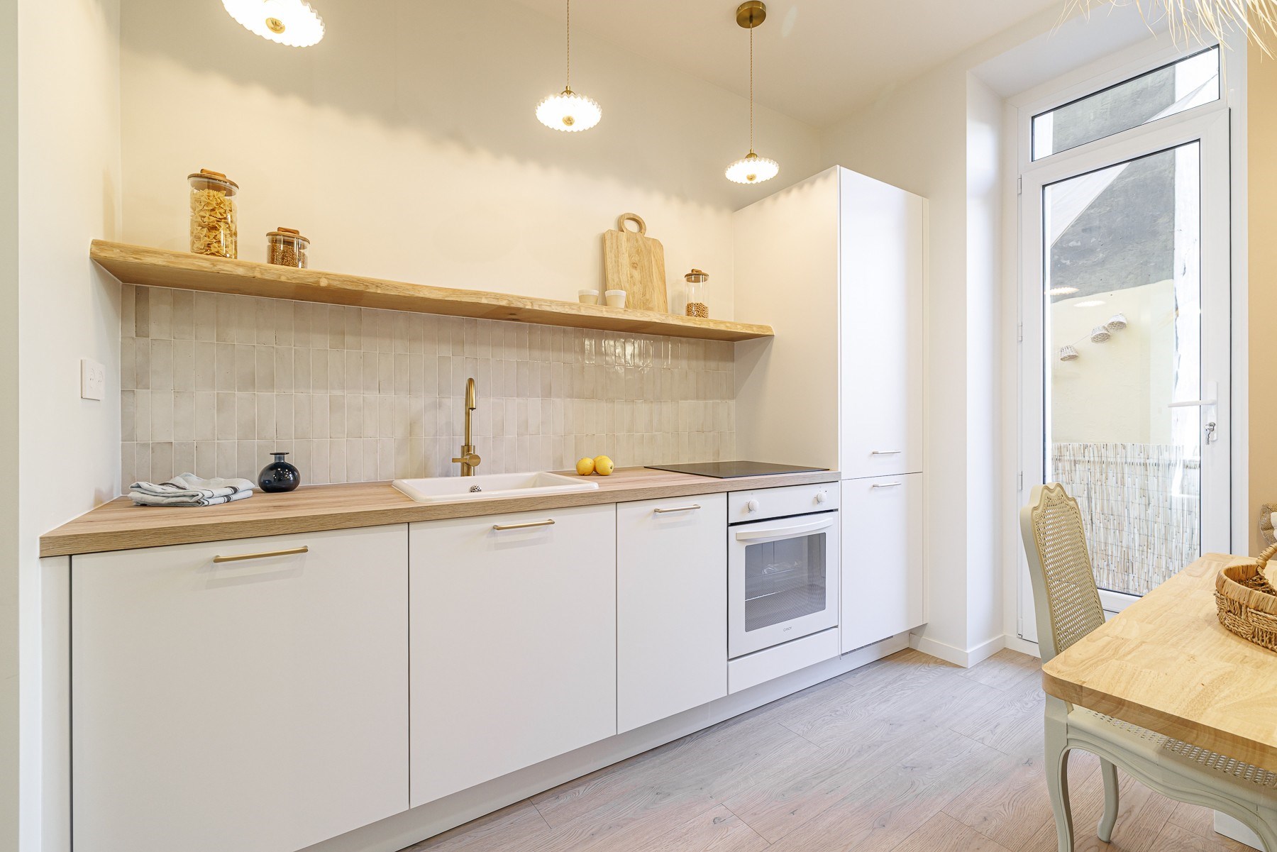  Nice Port 2 bedroom apartment 51 sqm renovated investment property near tramway… - 物件實景