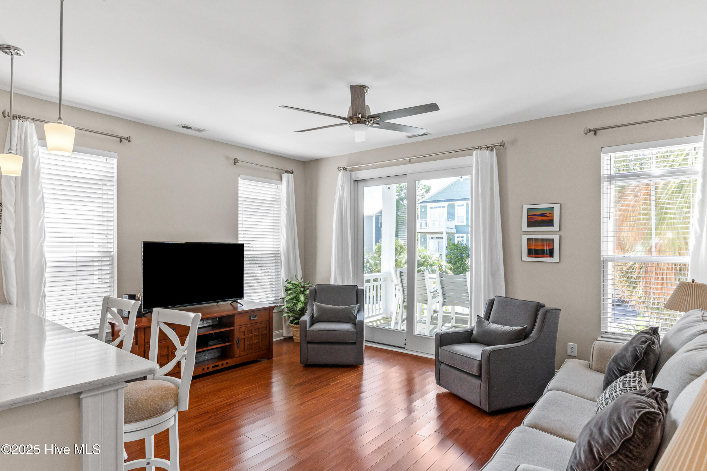Carolina Beach, North Carolina, 28428, United States, 3 Bedrooms Bedrooms, ,3 BathroomsBathrooms,Residential,For Sale,1912564