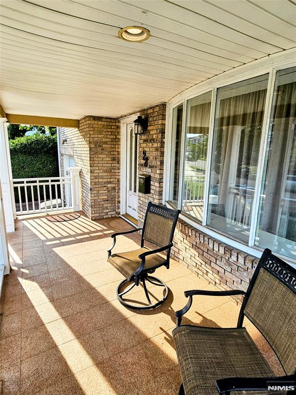 North Arlington, New Jersey, 07071, United States, 3 Bedrooms Bedrooms, ,2 BathroomsBathrooms,Residential,For Sale,1977876