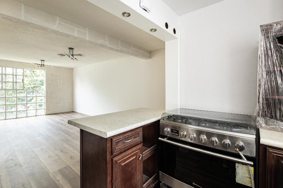 Coyoacán, Ciudad de México, 04310, Mexico, 3 Bedrooms Bedrooms, ,1 BathroomBathrooms,Residential,For Sale,1970863