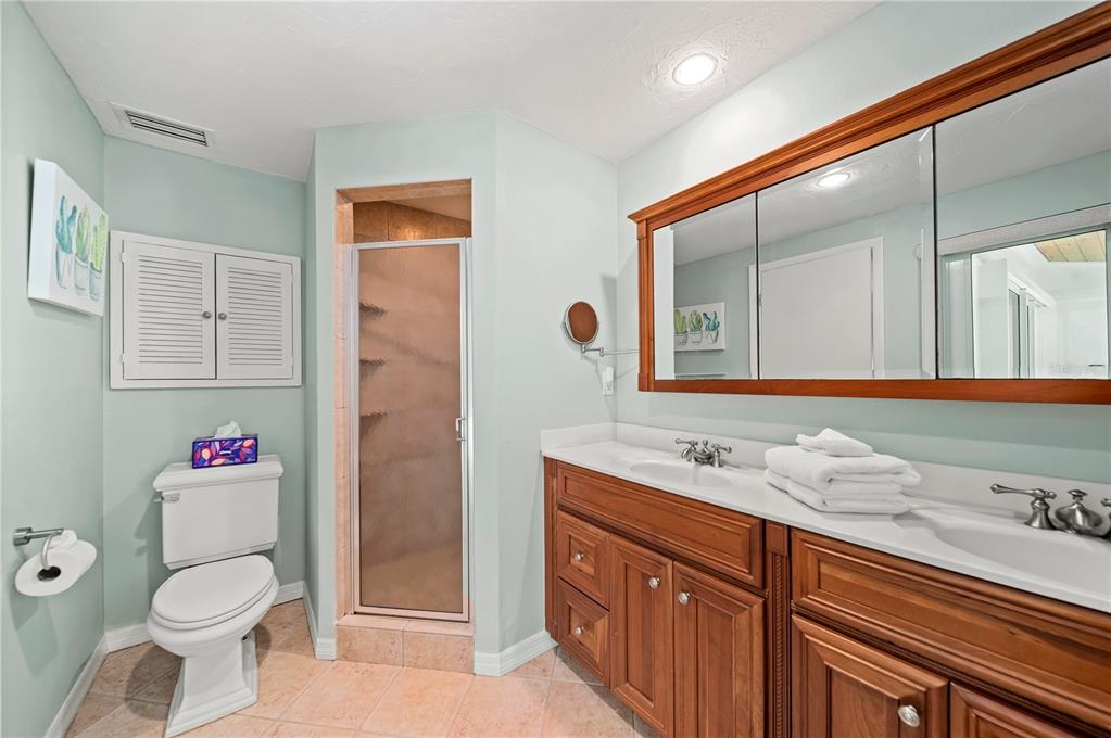 Sarasota, Florida, 34242, United States, 3 Bedrooms Bedrooms, ,2 BathroomsBathrooms,Residential,For Sale,1992857