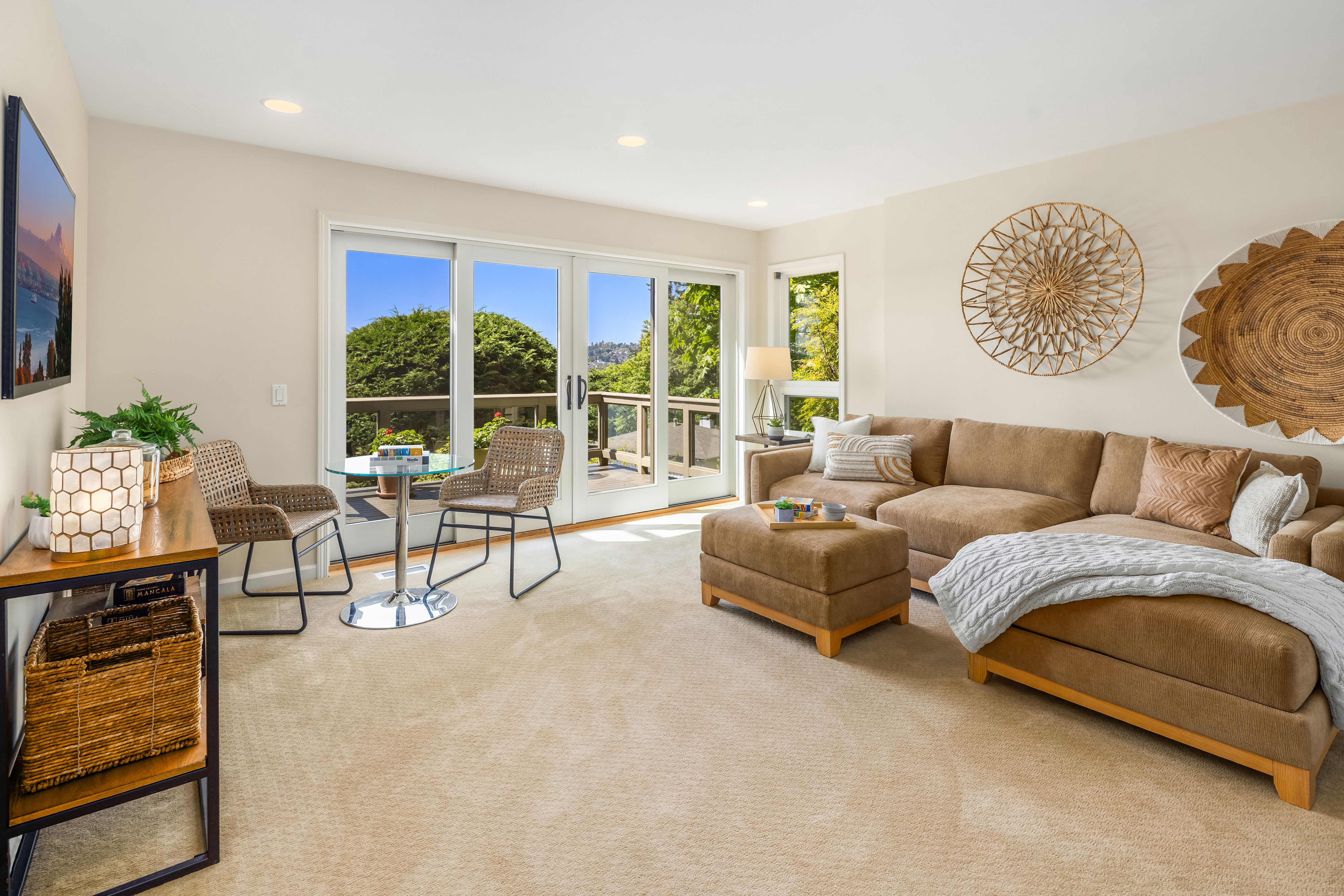  7447 W Mercer Wy, Mercer Island, WA 98040 - 物件實景