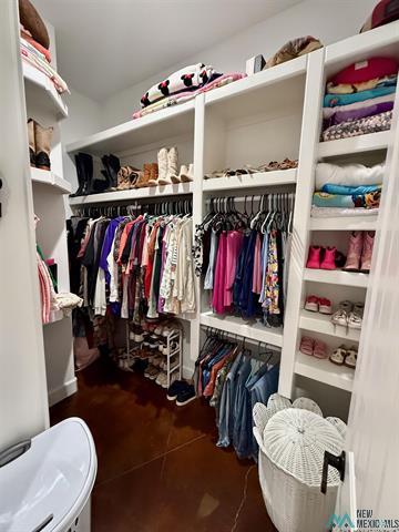 Lake Arthur, New Mexico, 88253, United States, 4 Bedrooms Bedrooms, ,4 BathroomsBathrooms,Residential,For Sale,1977233