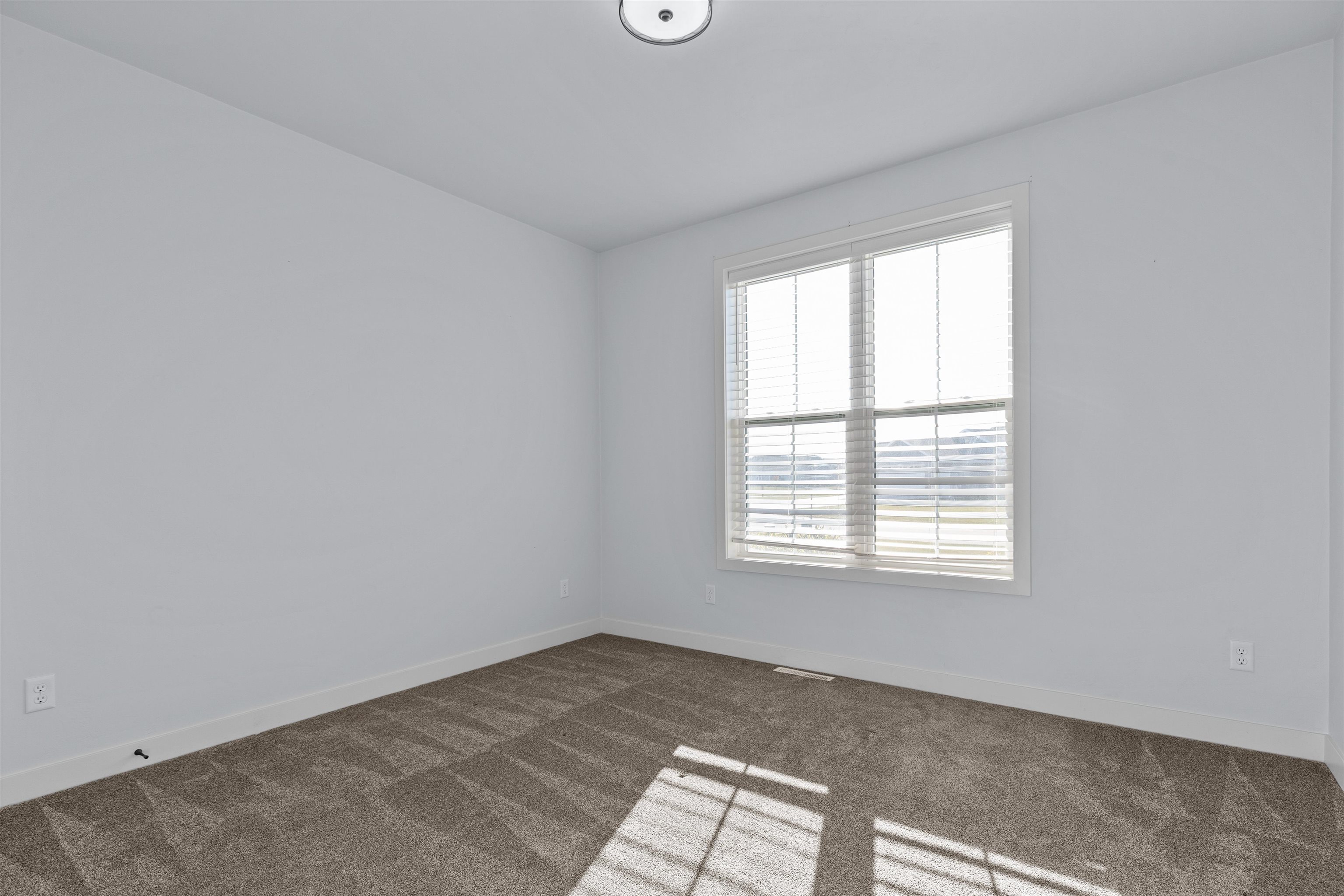 Greenville, Wisconsin, 54942, United States, 4 Bedrooms Bedrooms, ,4 BathroomsBathrooms,Residential,For Sale,1995419