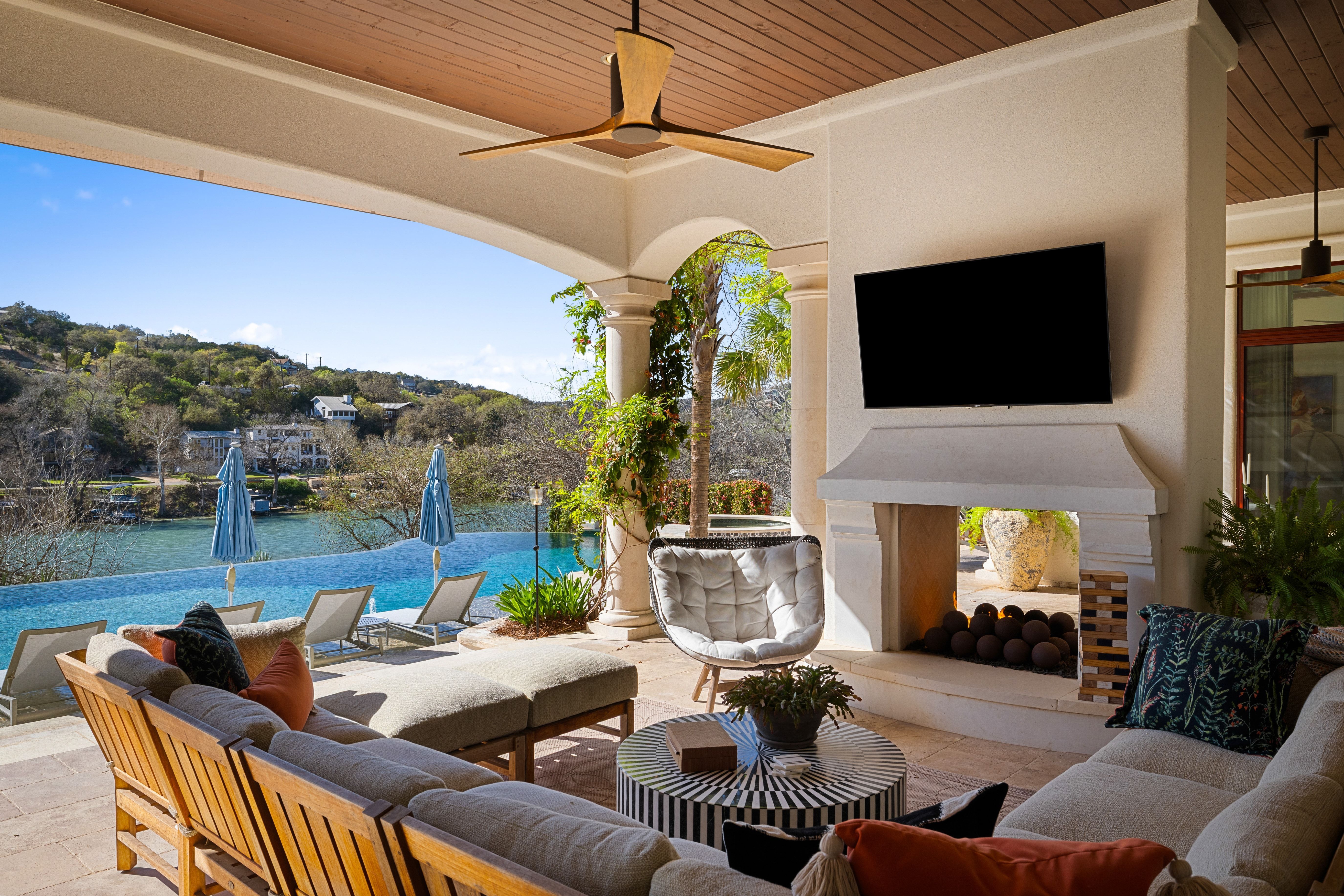  Butterfly Beach on Lake Austin - 物件實景