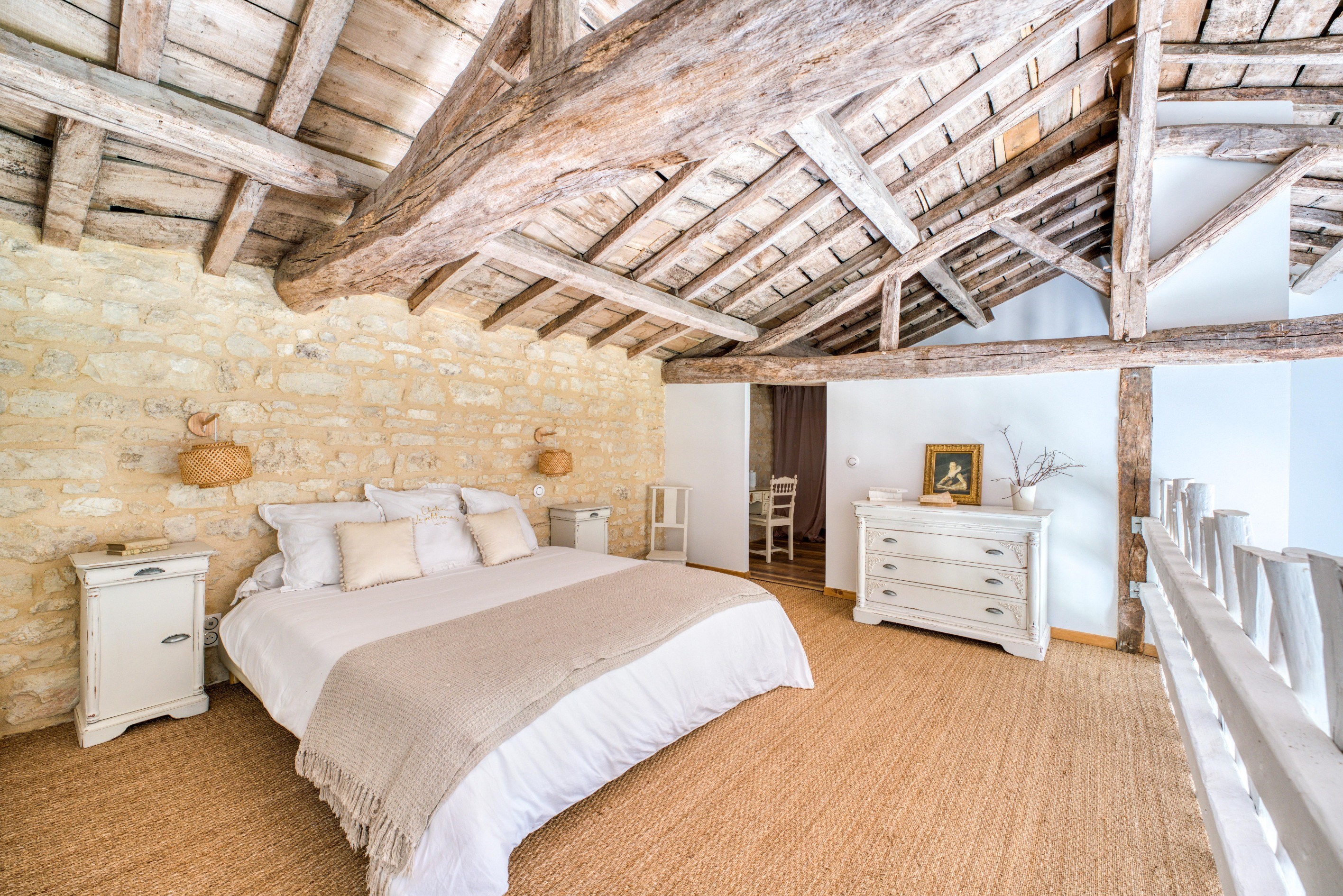  EXCEPTIONAL CHÂTEAU LOCATED IN CHARENTE MARITIME – PRESTIGIOUS ESTATE WITH GUES… - 物件實景