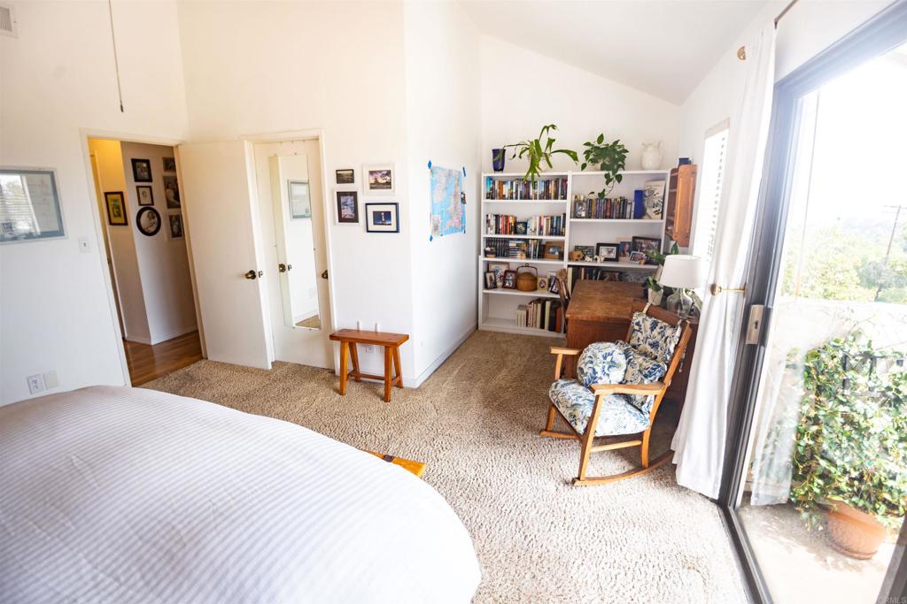 El Cajon, California, 92020, United States, 2 Bedrooms Bedrooms, ,3 BathroomsBathrooms,Residential,For Sale,1985459