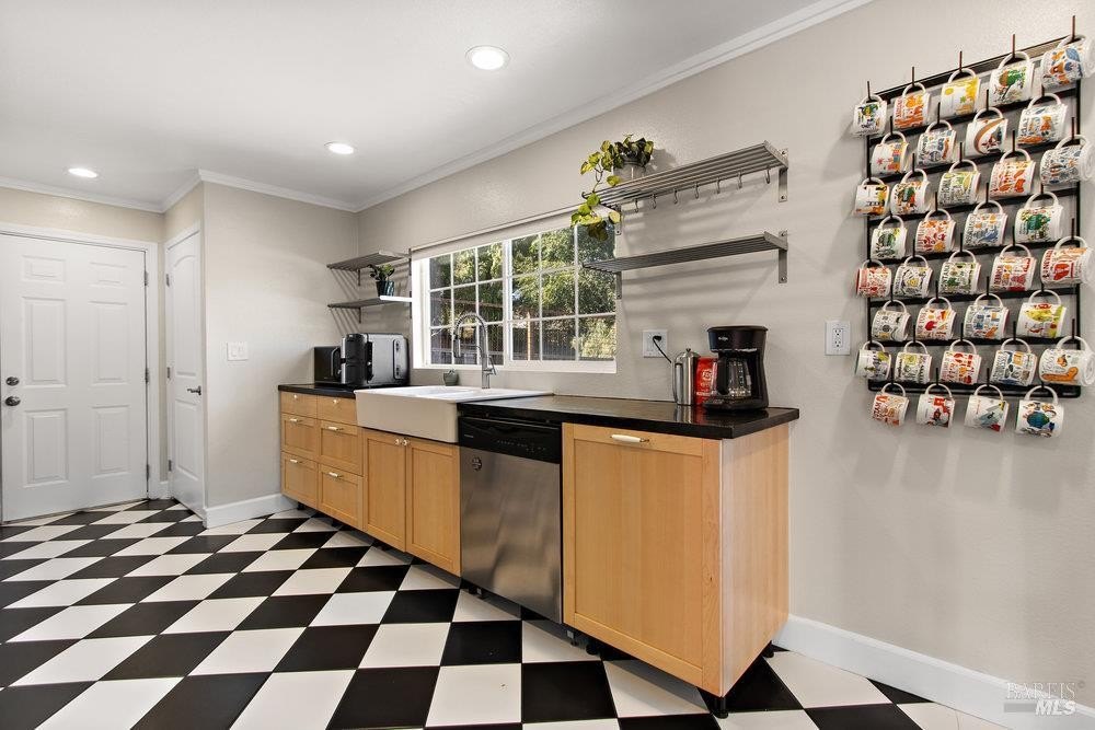 Benicia, California, 94510, United States, 2 Bedrooms Bedrooms, ,1 BathroomBathrooms,Residential,For Sale,1966169