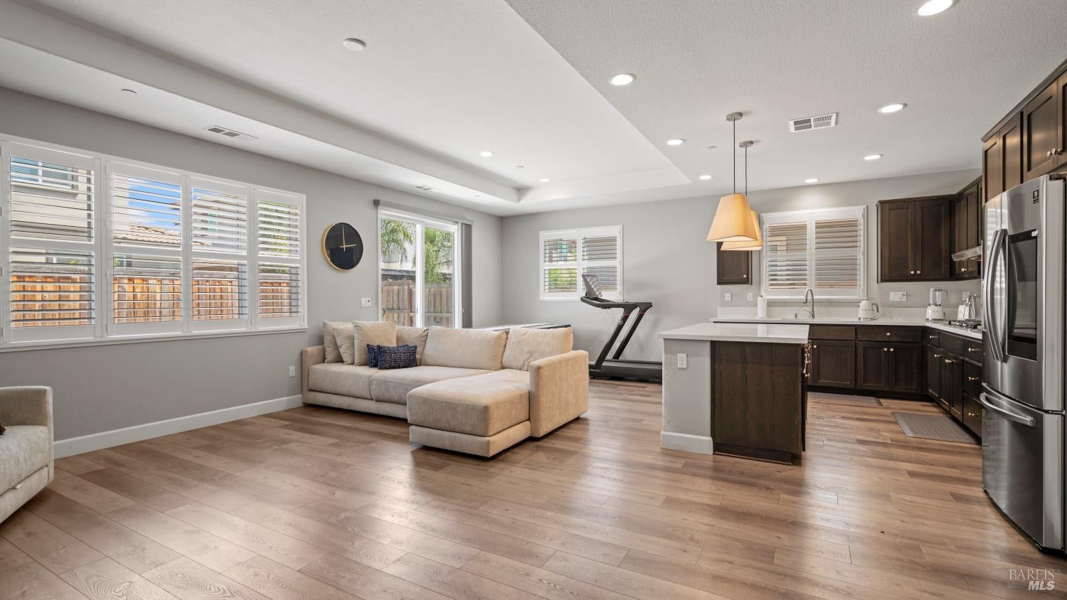 Vacaville, California, 95688, United States, 3 Bedrooms Bedrooms, ,2 BathroomsBathrooms,Residential,For Sale,1840903